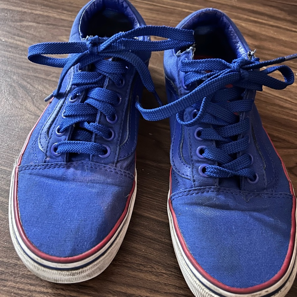 Vans Old Skool Royal Blue Sneakers – Women’s 8 / Men’s 6.5